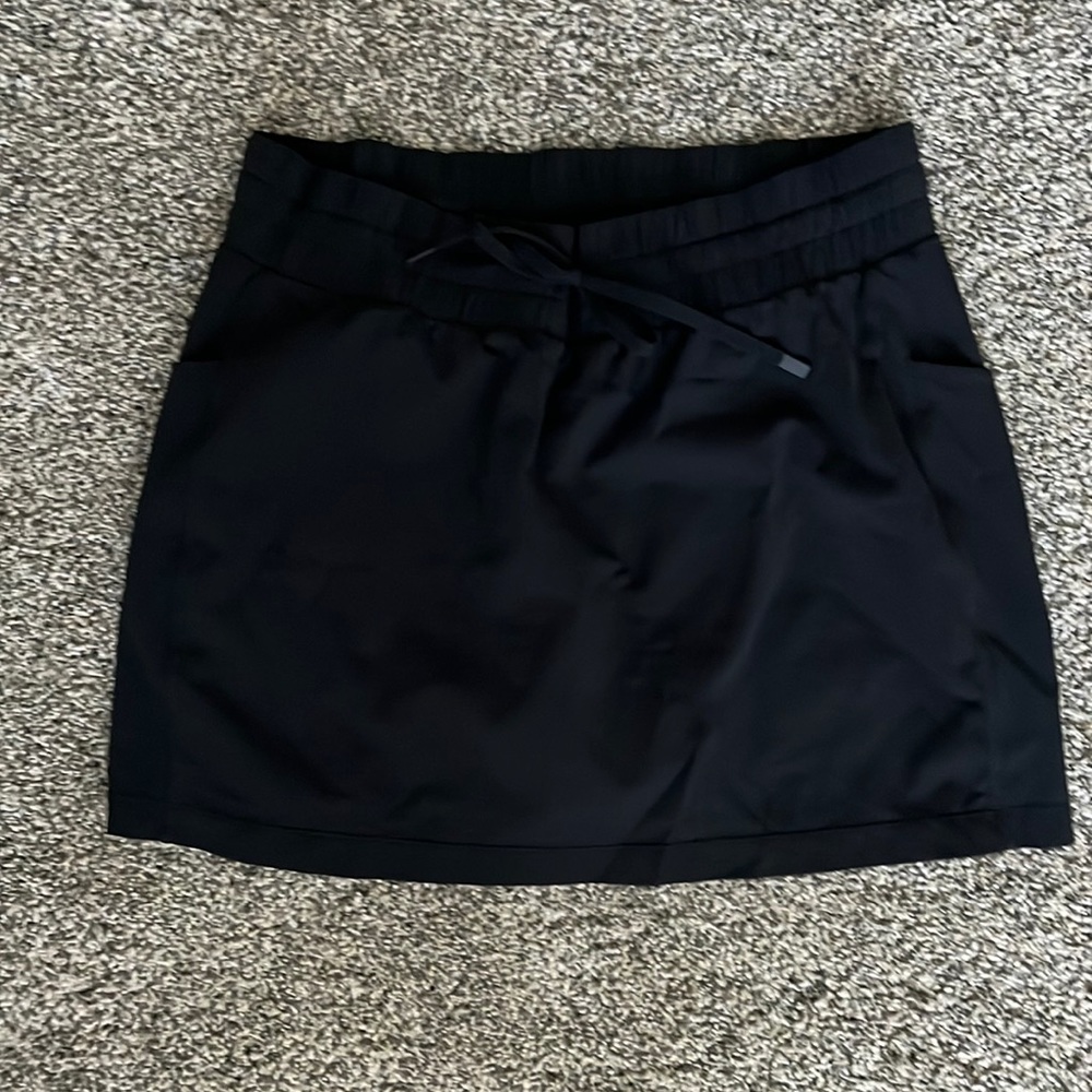 EUC Athleta Exercise Skort, Size Medium